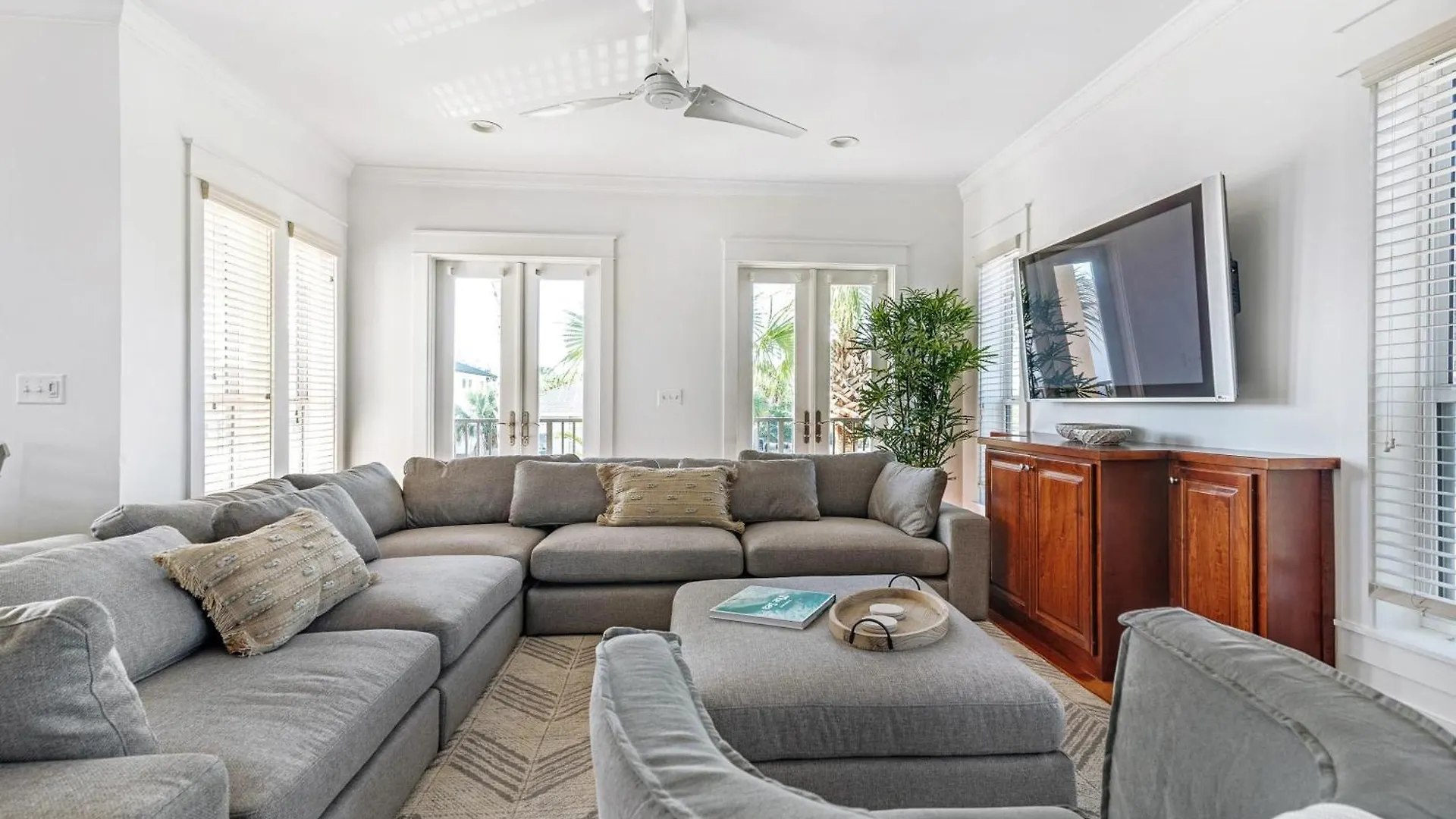 Holiday home Golden Horizon By Avantstay Walk 2 Beach Pets Ok Destin United States