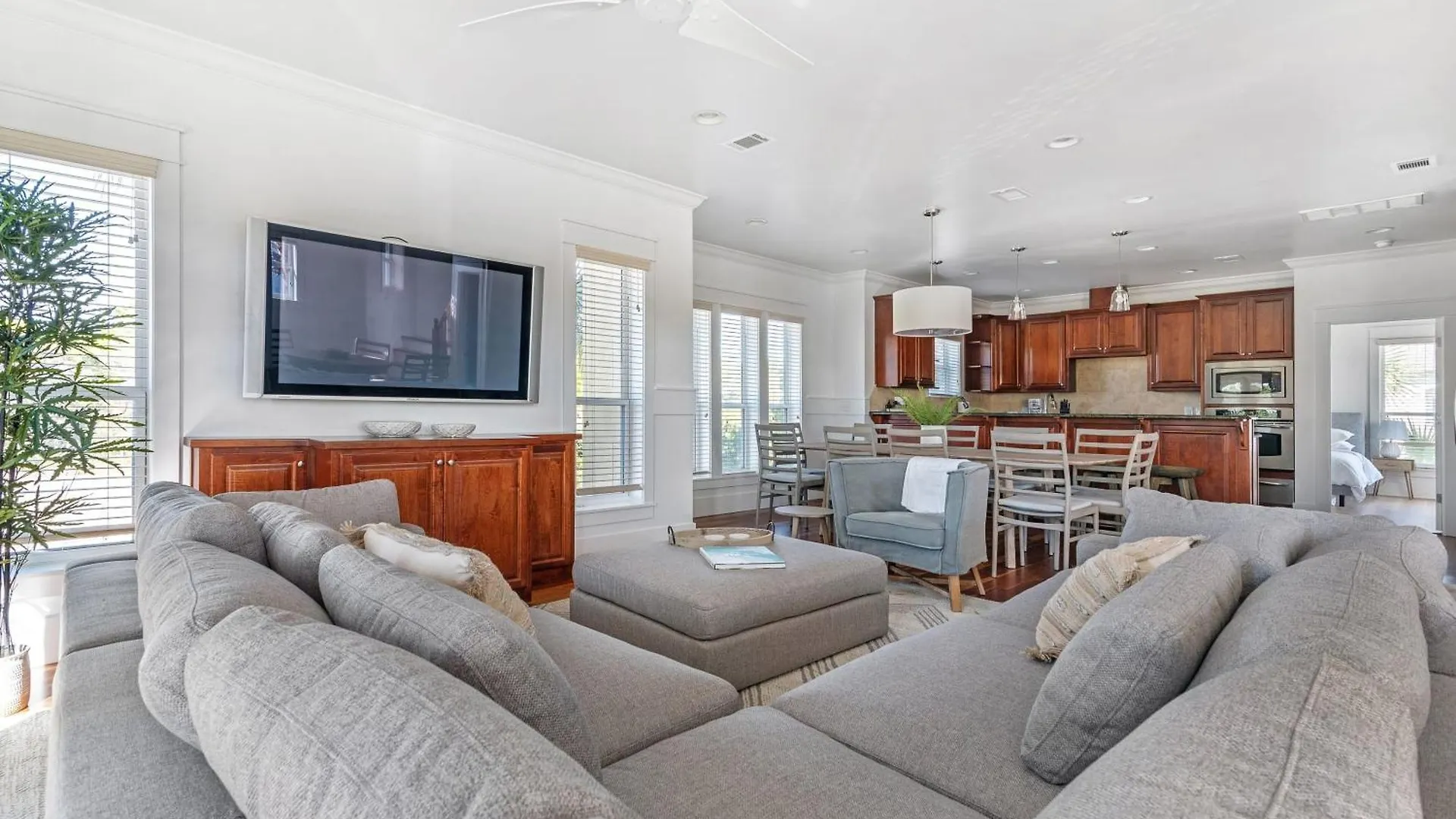 Holiday home Golden Horizon By Avantstay Walk 2 Beach Pets Ok Destin